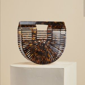 NWOT Cult Gaia Acrylic Mini Ark - Tortoise